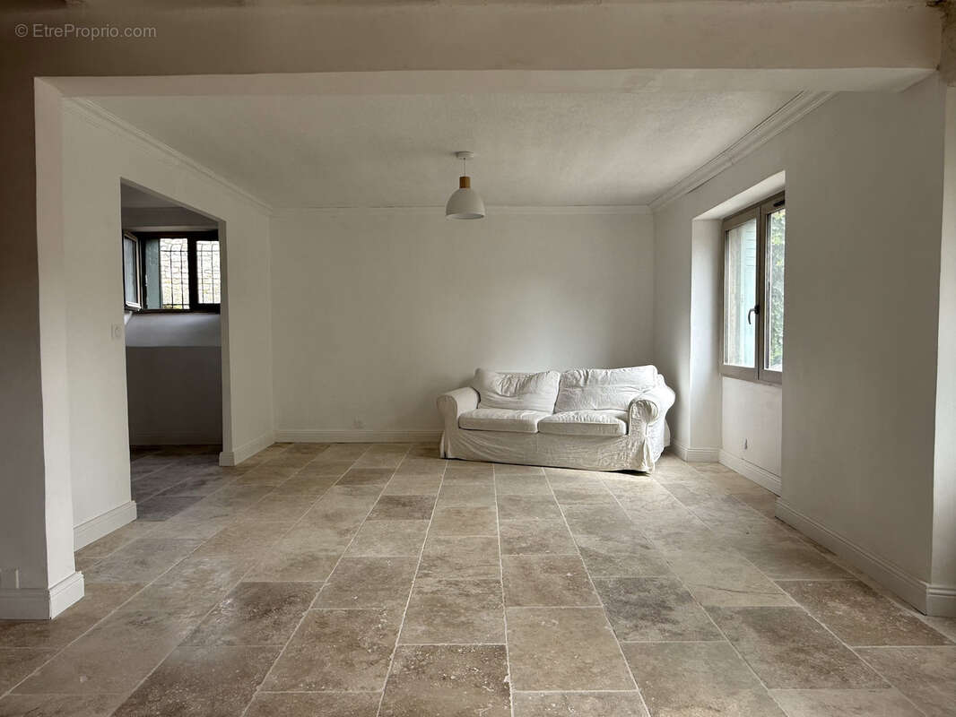 Maison de village avec 2 chambres - photo 7