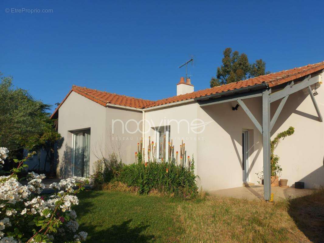 Maison à BARBECHAT