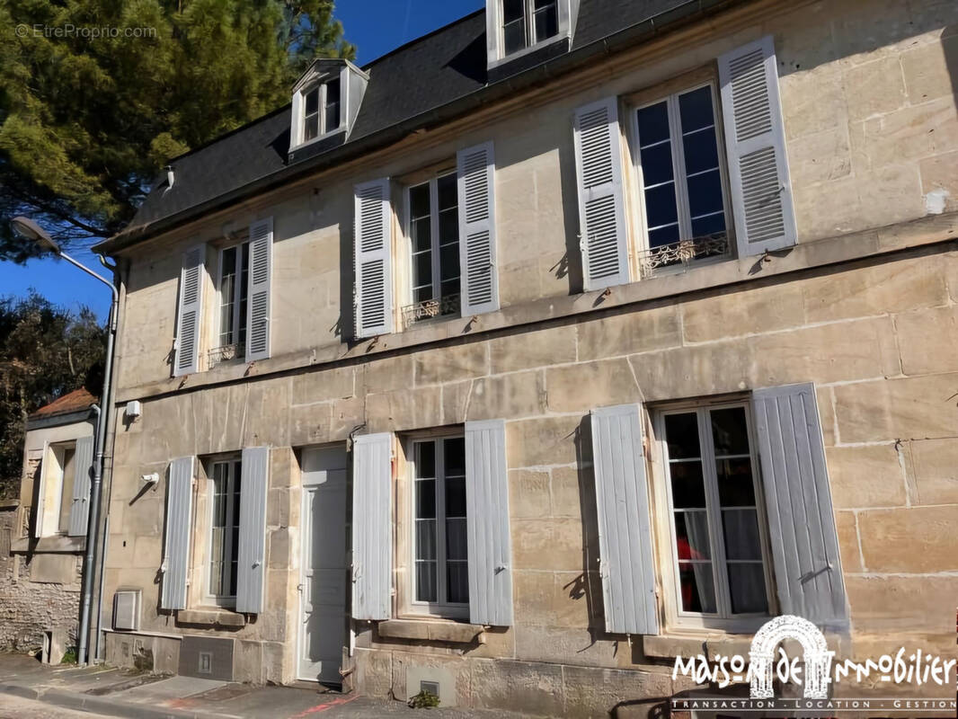Maison à COGNAC