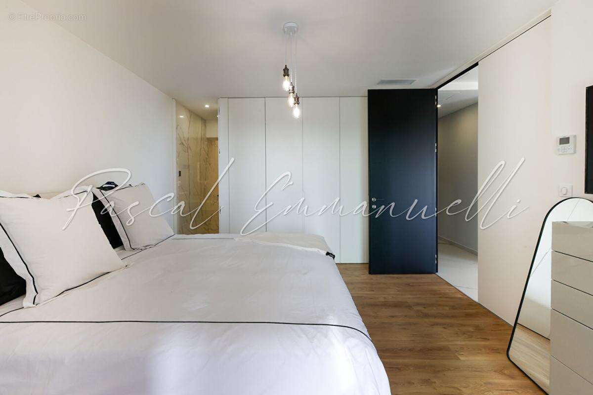 Appartement à VILLENEUVE-LOUBET
