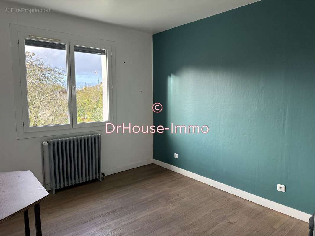 Maison à JAUNAY-CLAN