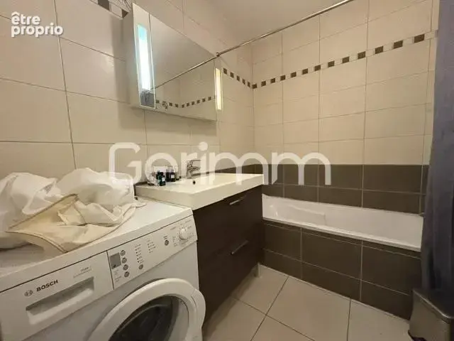Vente - Appartement - 2 pièces + cuisine - 52 m² - 199 000 € - - photo 3