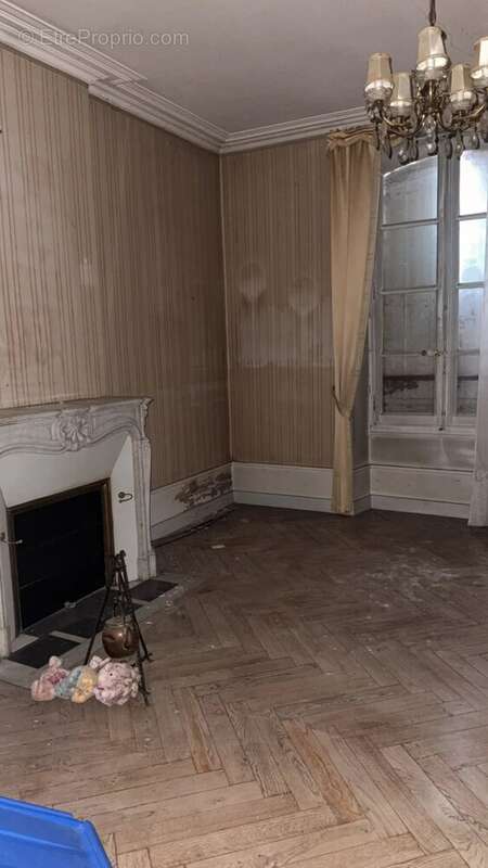 Maison à BRIENON-SUR-ARMANCON