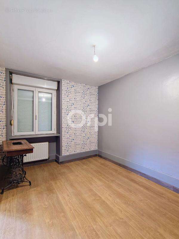 Maison à SAINT-BLIN