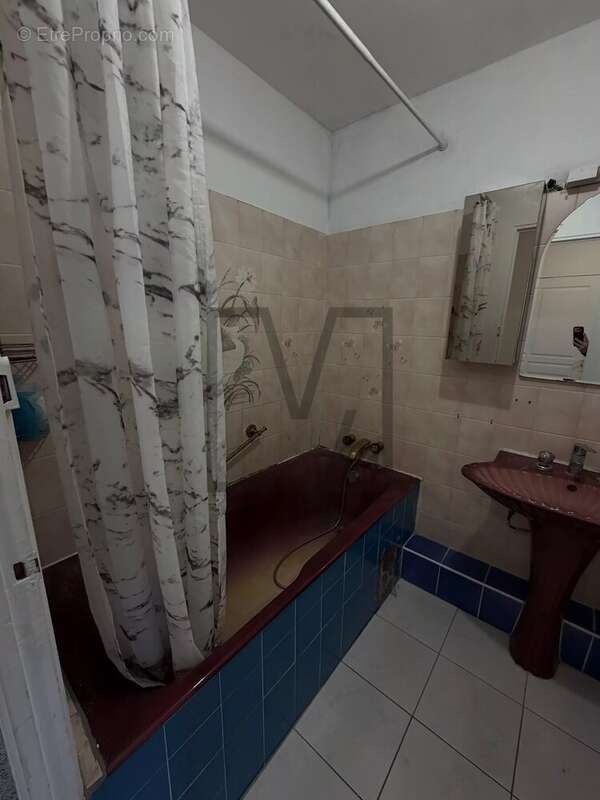 Appartement à MARSEILLE-3E