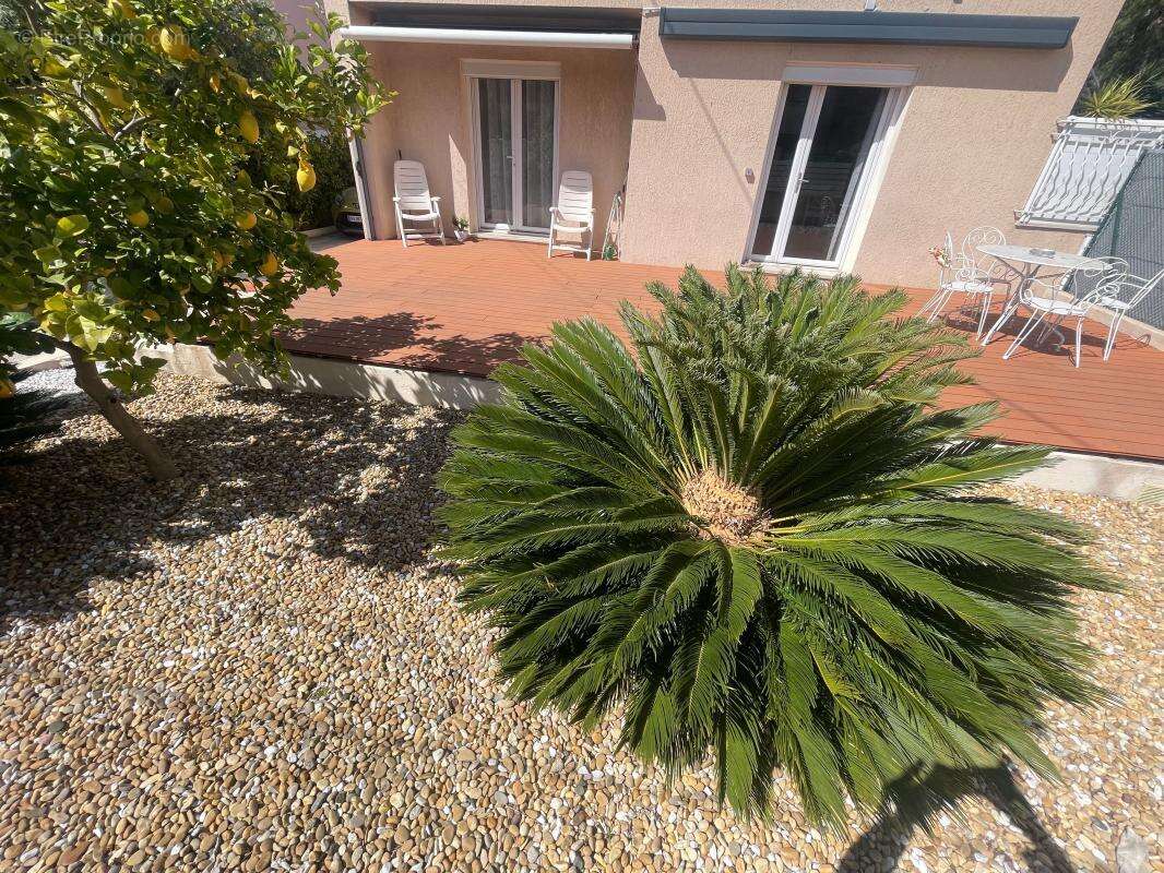 Appartement à SIX-FOURS-LES-PLAGES