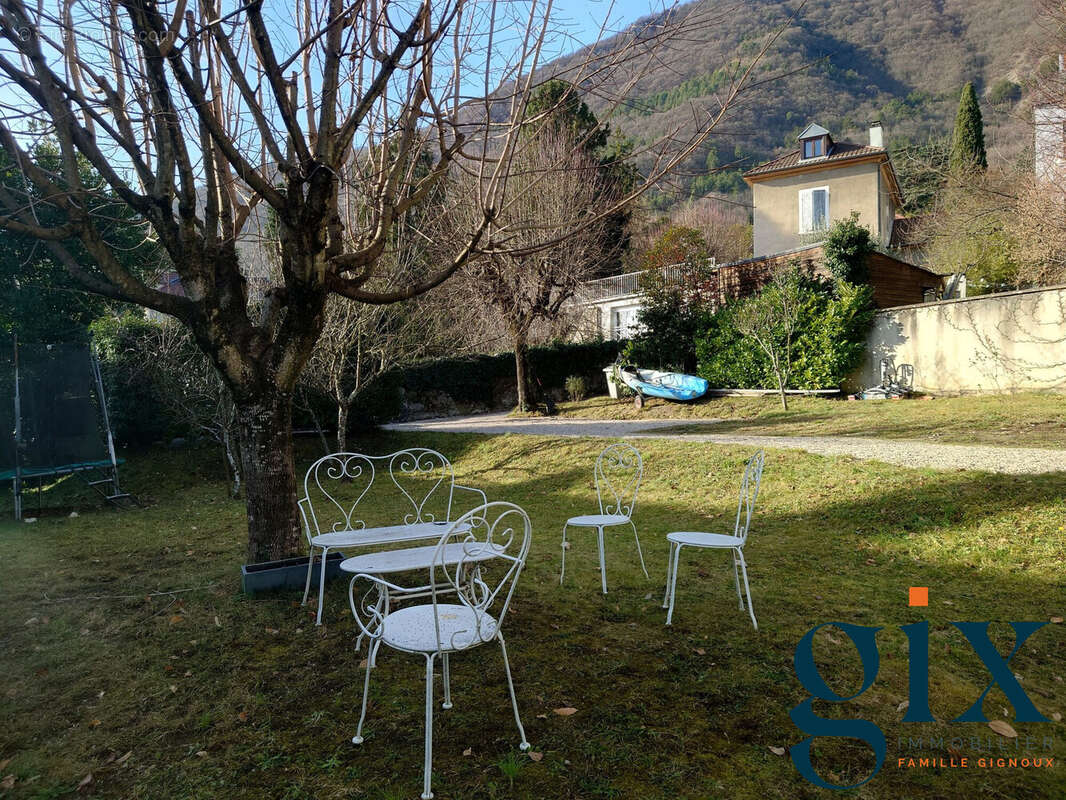 Maison à LA TRONCHE