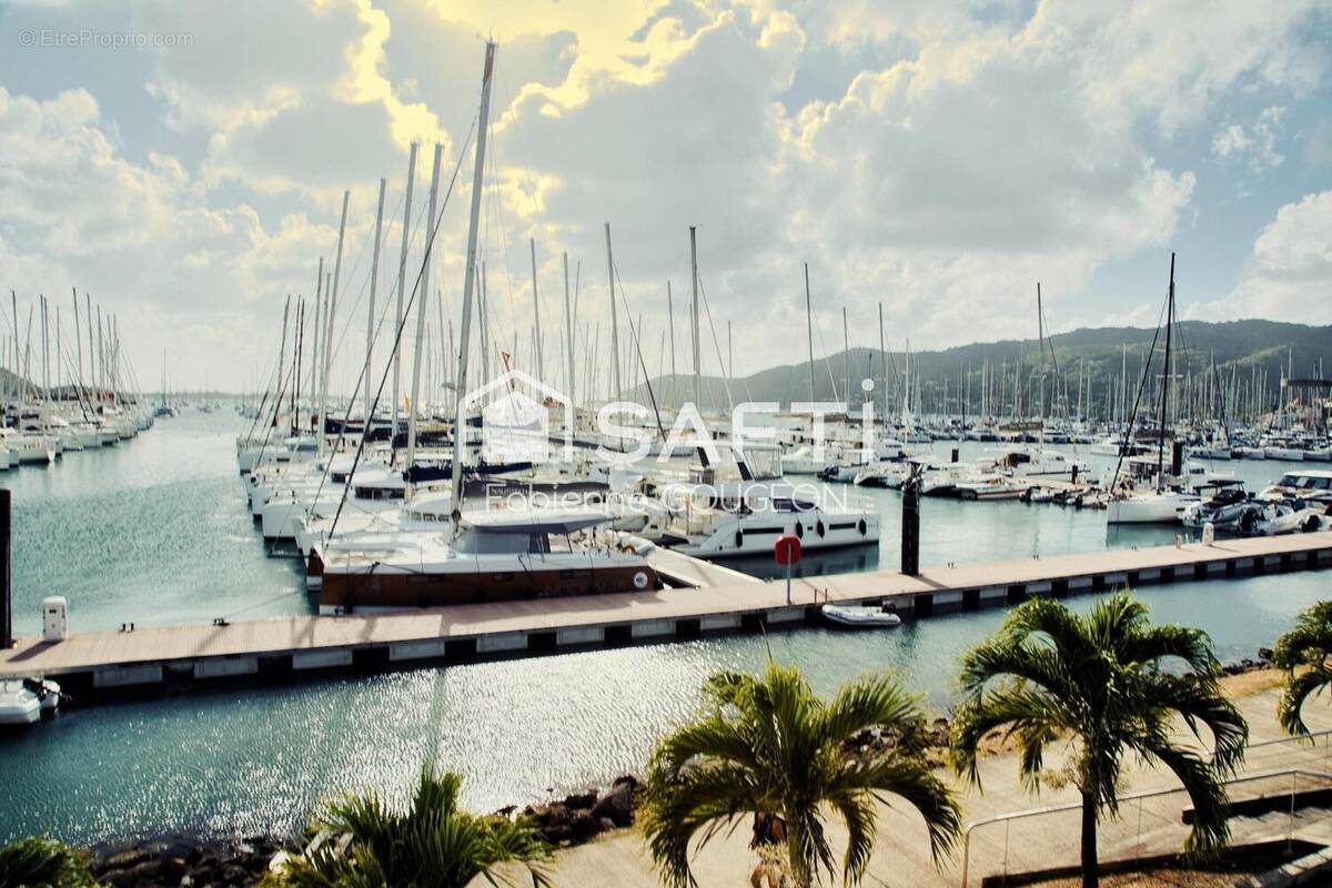 Photo 1 - Appartement à LE MARIN