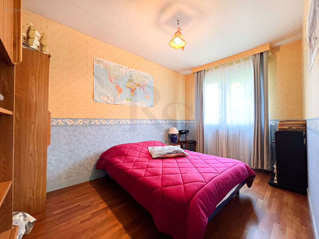 Maison à SAINT-GEORGES-DES-GROSEILLERS