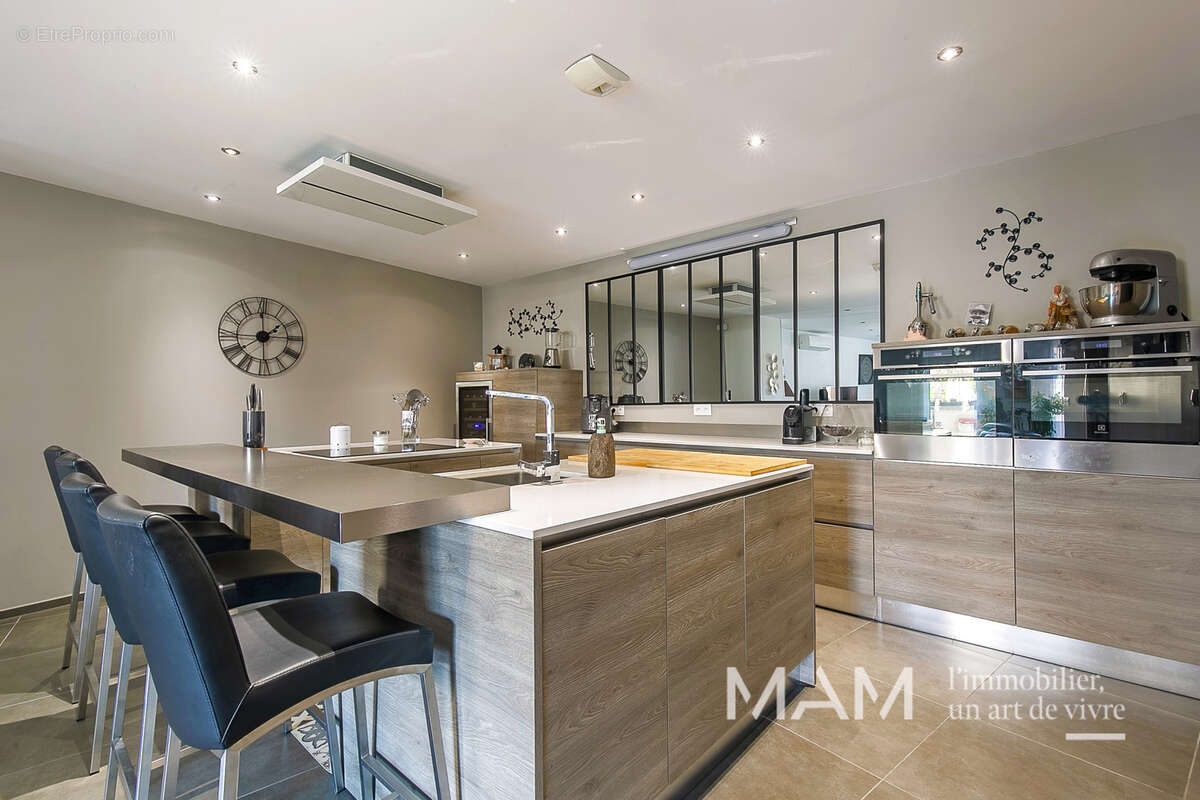 Appartement à MARSEILLE-12E