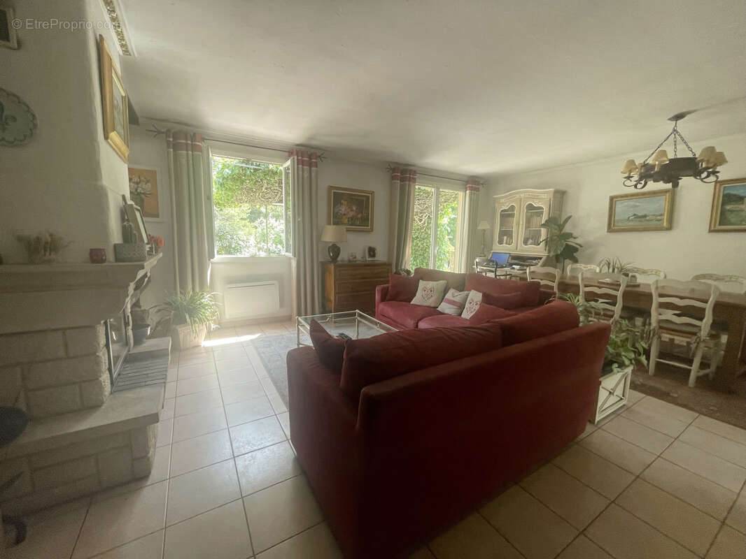 Maison à SERANON