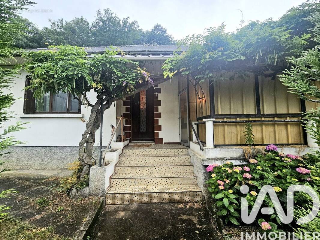 Photo 1 - Maison à ADAST