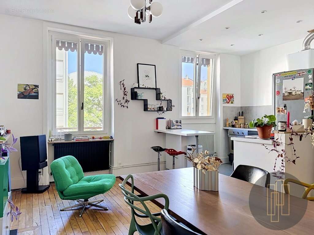 Appartement à LYON-6E