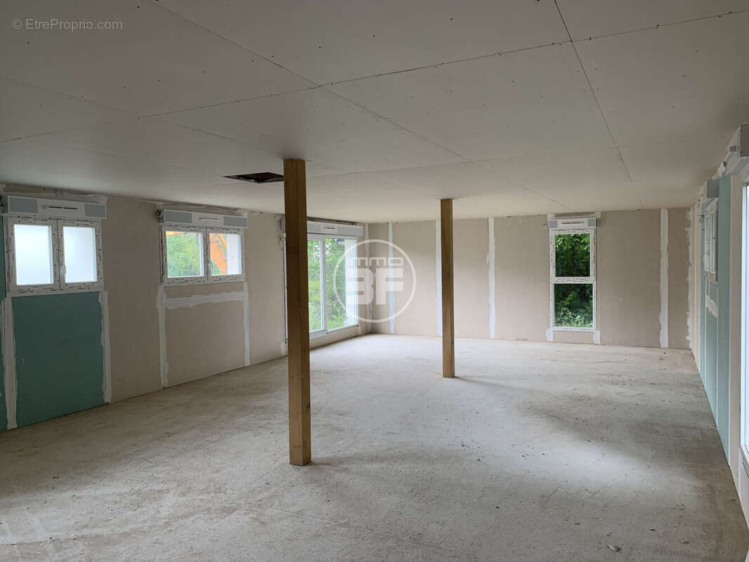 Maison 80 m² à Sermamagny  - photo 4