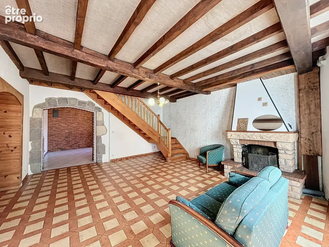 22MN CLERMONT - Maison de village avec grande pièce à vivre - photo 2