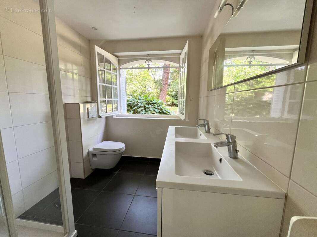 Appartement à LE VESINET