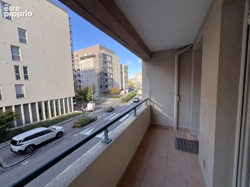 Appartement Type 4 - Parc BLANDAN - Lyon 7 - photo 2