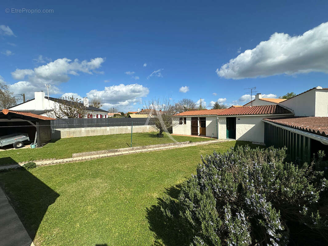 Maison à AIZENAY