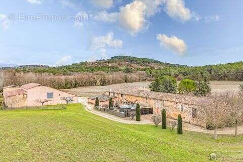 Maison à ROUSSILLON