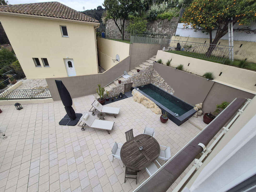 Appartement à MENTON