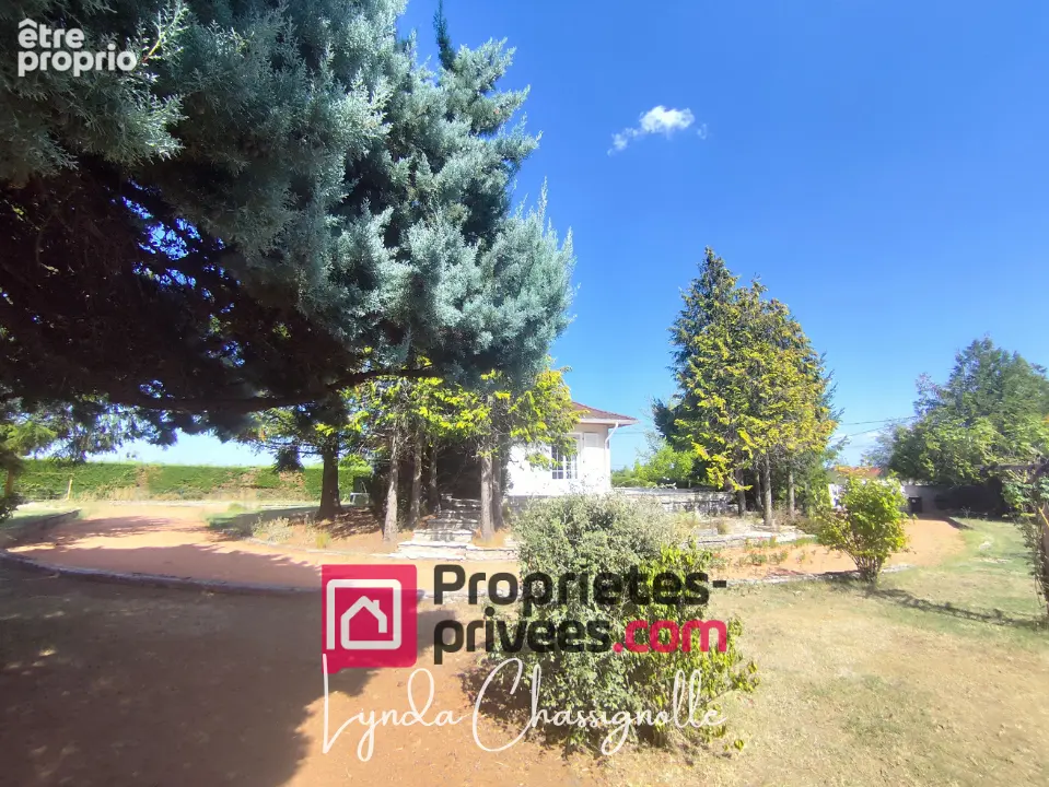 Maison sur la Côte Roannaise - 5 pièces - 112 m² - photo 4