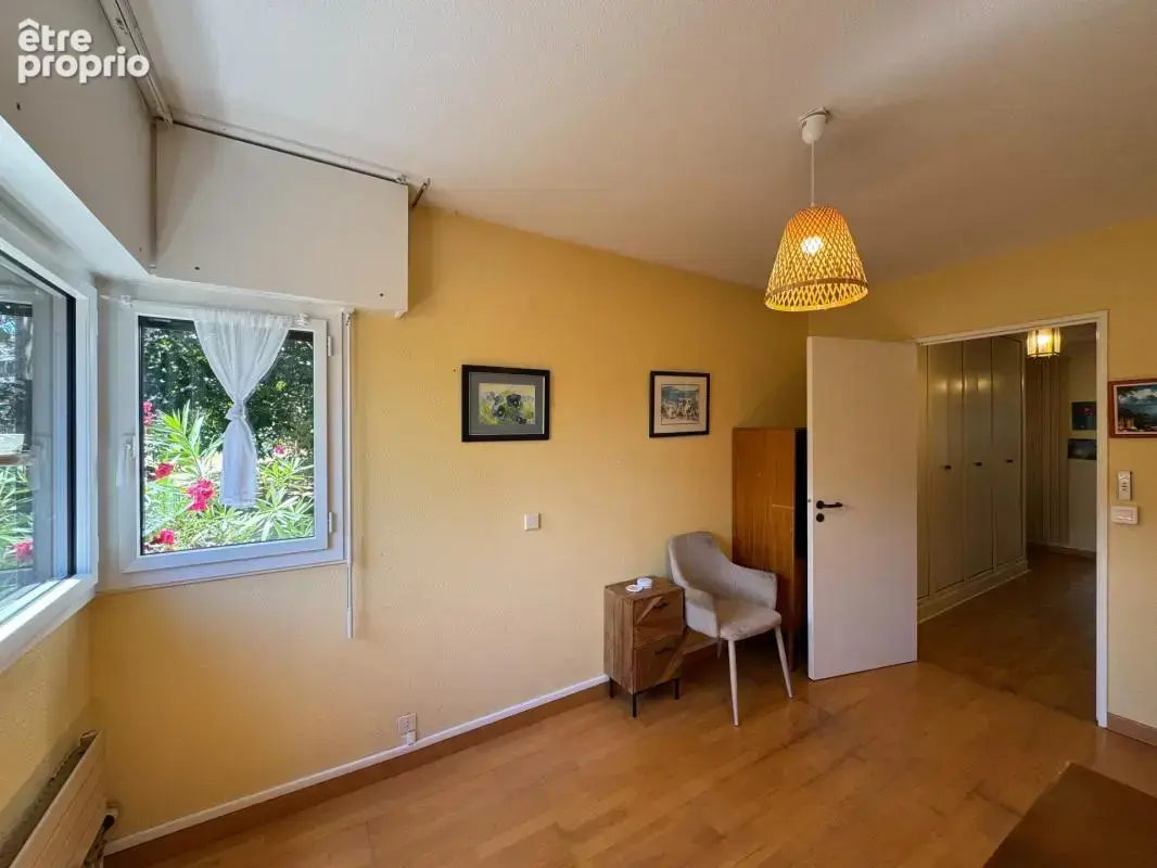 Larmor-Plage – Appartement familial de 100 m² potentiel 4 chambres et environnement verdoyant à quelques minutes des plages - photo 9