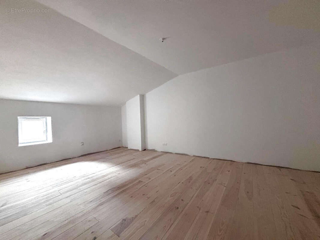 Appartement à SOMMIERES