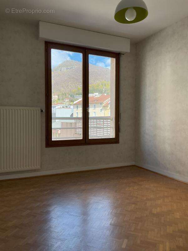 Appartement à VOIRON