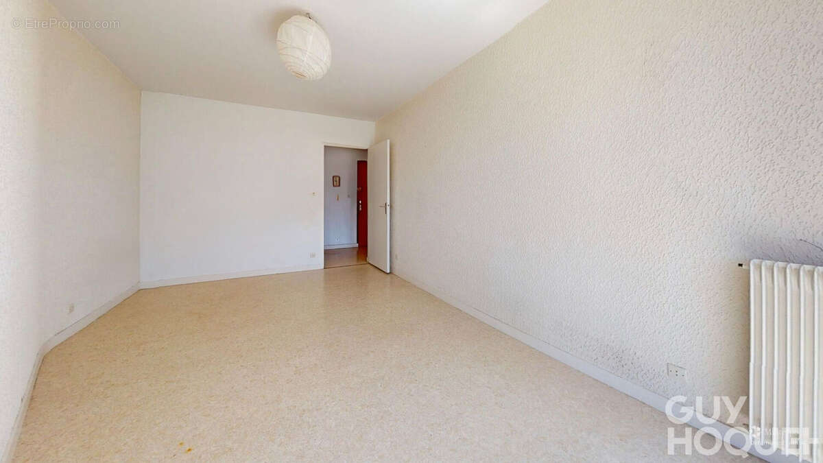 Appartement Poitiers 1 pièce 33.89 m2 - photo 2