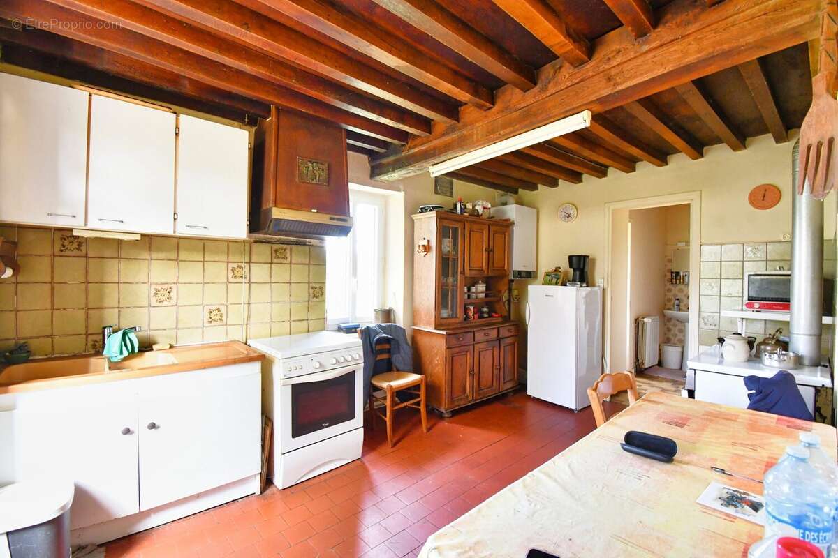 Maison 81 m² à Brassy  - photo 7