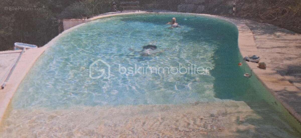 Maison à LES SALLES-DU-GARDON
