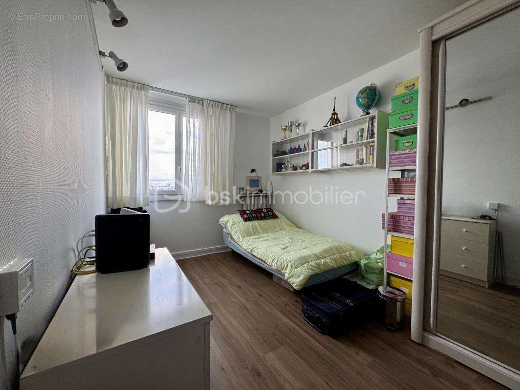 Appartement à STAINS