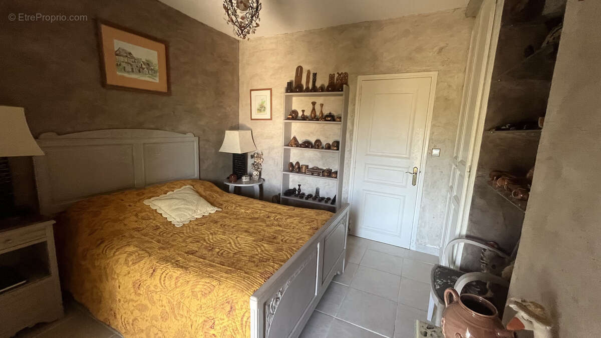 Maison à ROQUEBRUNE-SUR-ARGENS