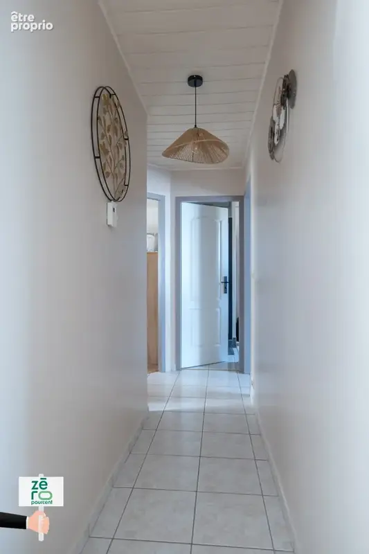 Maison familiale avec piscine sur près de 2 000 m2 à La Bretonnière-la-Claye - photo 29