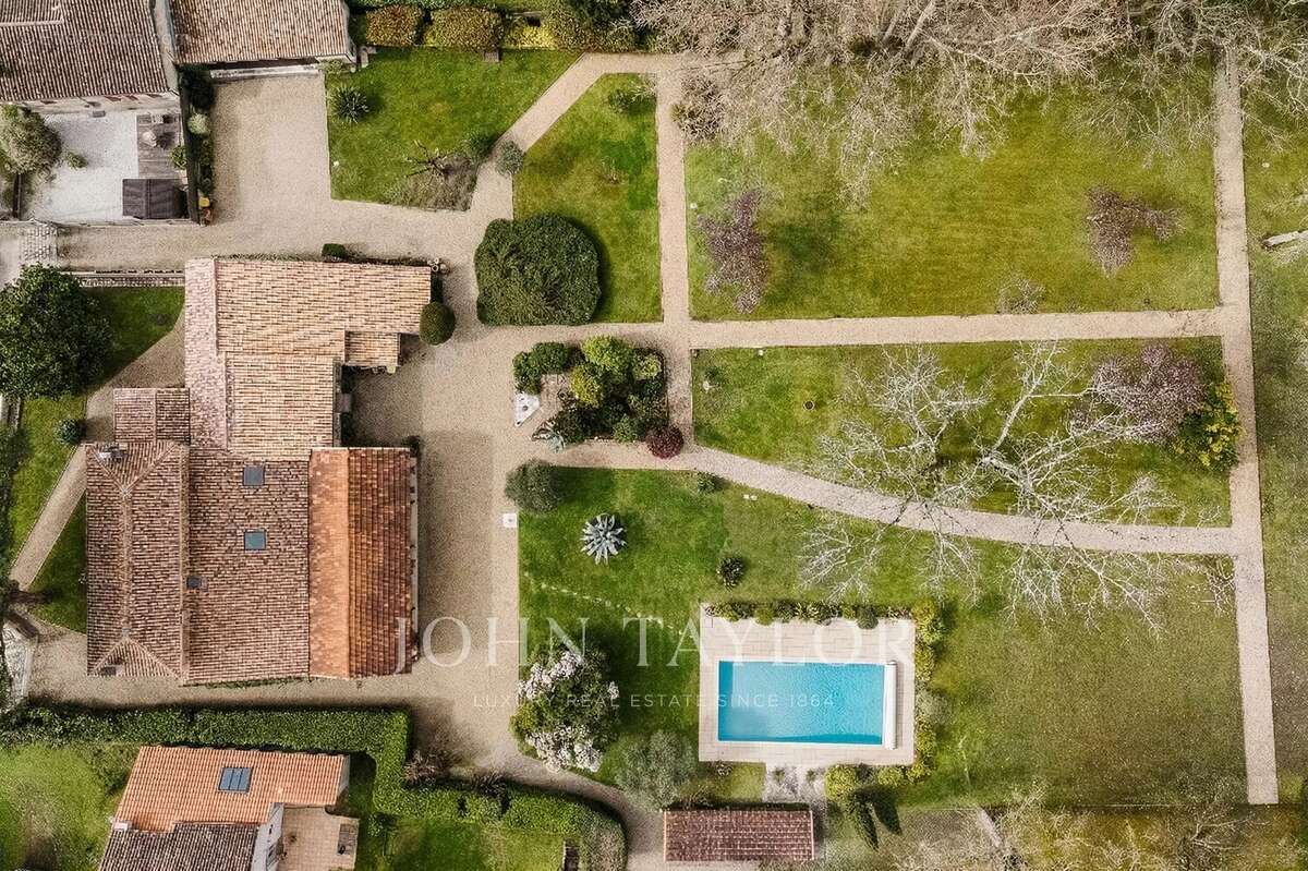 Maison à IZON