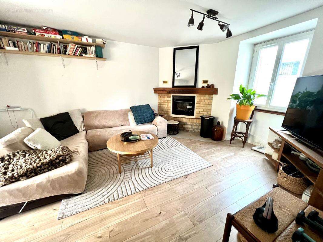 Maison à CHAMPAGNE-SUR-OISE