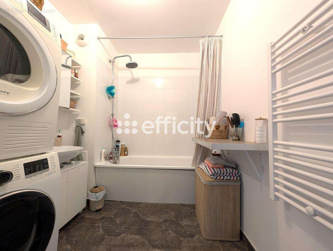 Appartement à EPINAY-SUR-SEINE