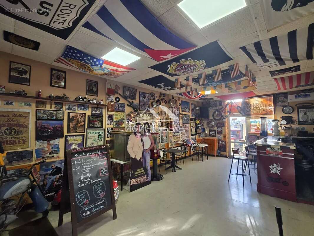 Appartement à SALINDRES