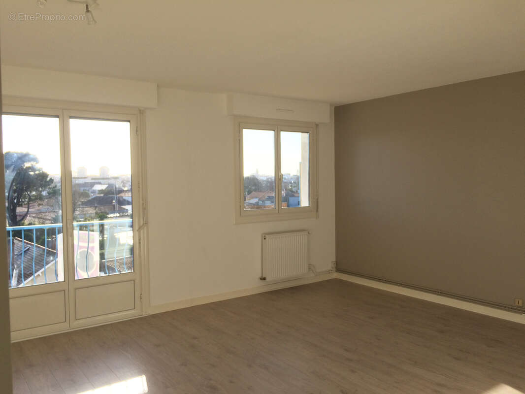 Appartement à LES SABLES-D'OLONNE