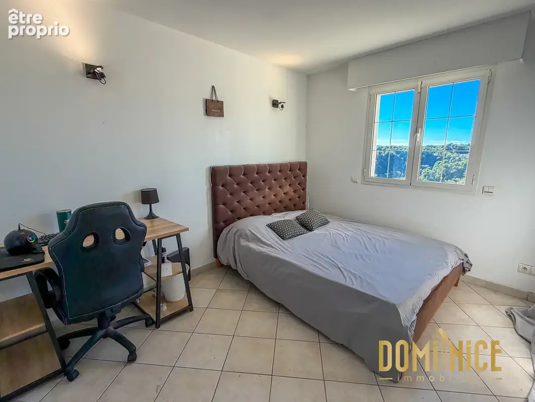 Cagnes-sur-Mer Les Collettes   Villa 233 m2, piscine à débordement, vue mer et espace bien-être - photo 16