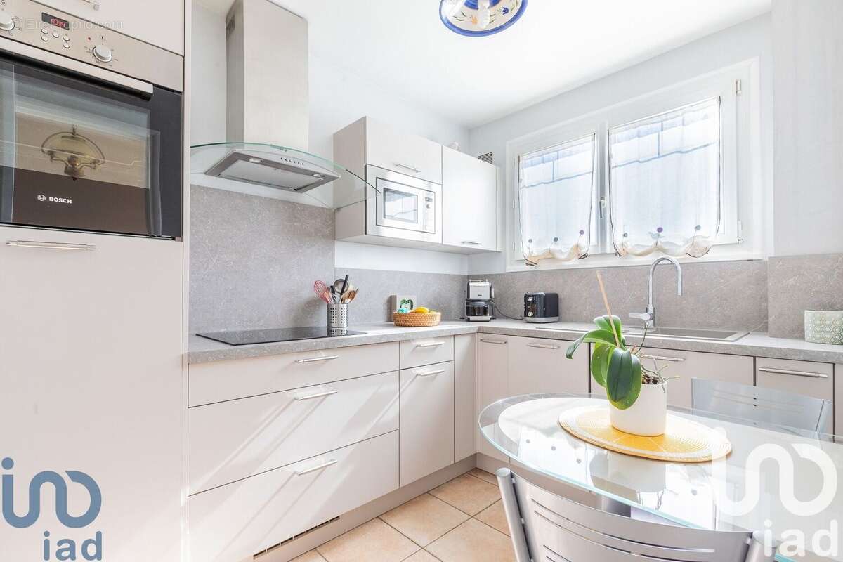 Photo 2 - Maison à MORANGIS