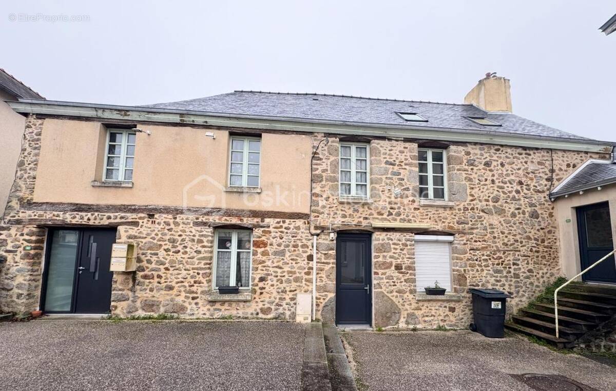 Maison à LE BOURGNEUF-LA-FORET