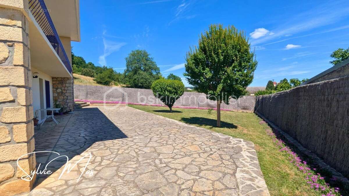 Maison à MONSEMPRON-LIBOS