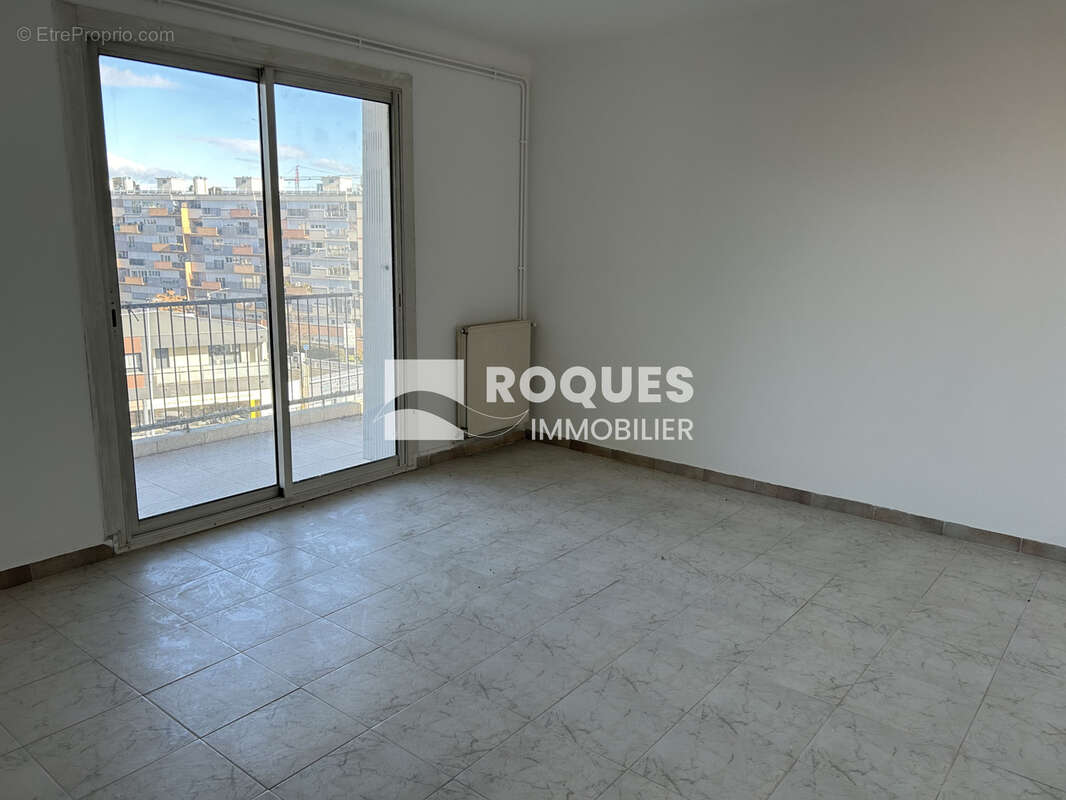 Montpellier, appartement T3 d'une surface de 58 m2, avec terrasse et garage, bon état général - photo 2