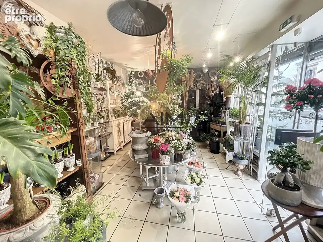 Fonds de commerce boutique en centre ville de Tours - photo 3