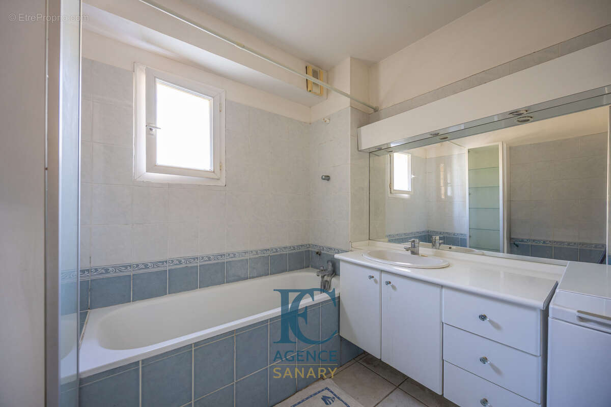 Appartement à SANARY-SUR-MER