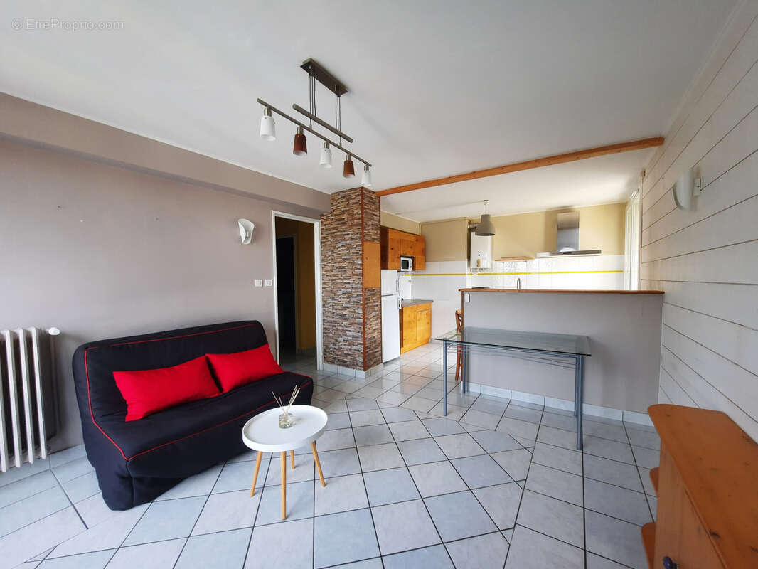 Appartement à SAINT-ETIENNE