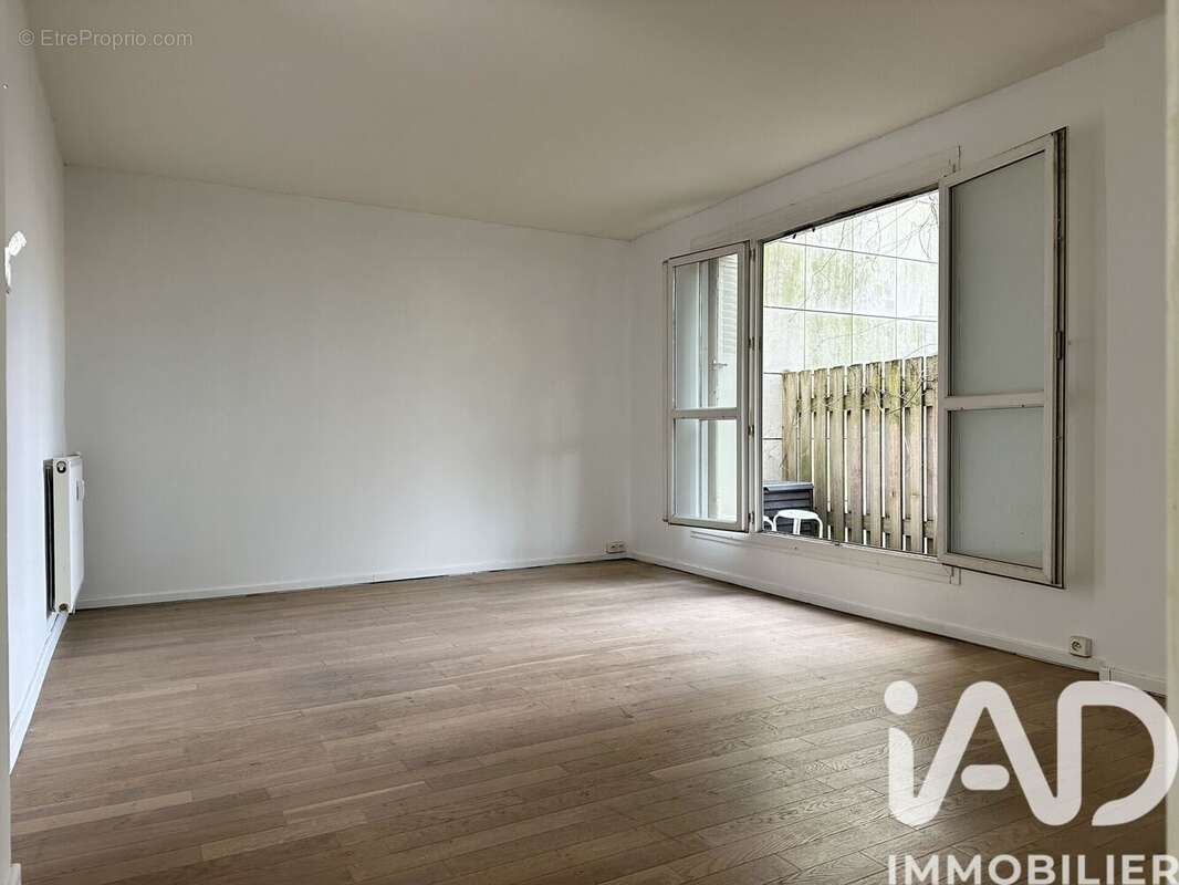 Photo 2 - Appartement à CERGY