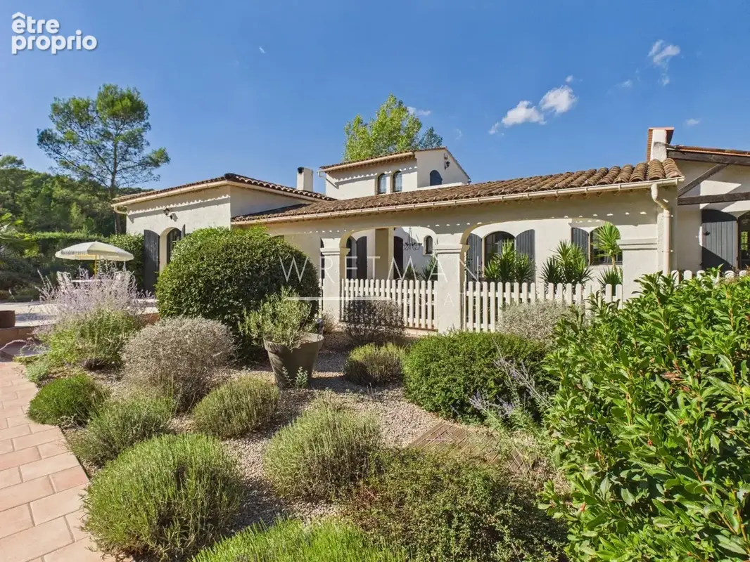 Magnifique propriété avec piscine et jardin méditerranéen – Fayence - photo 18
