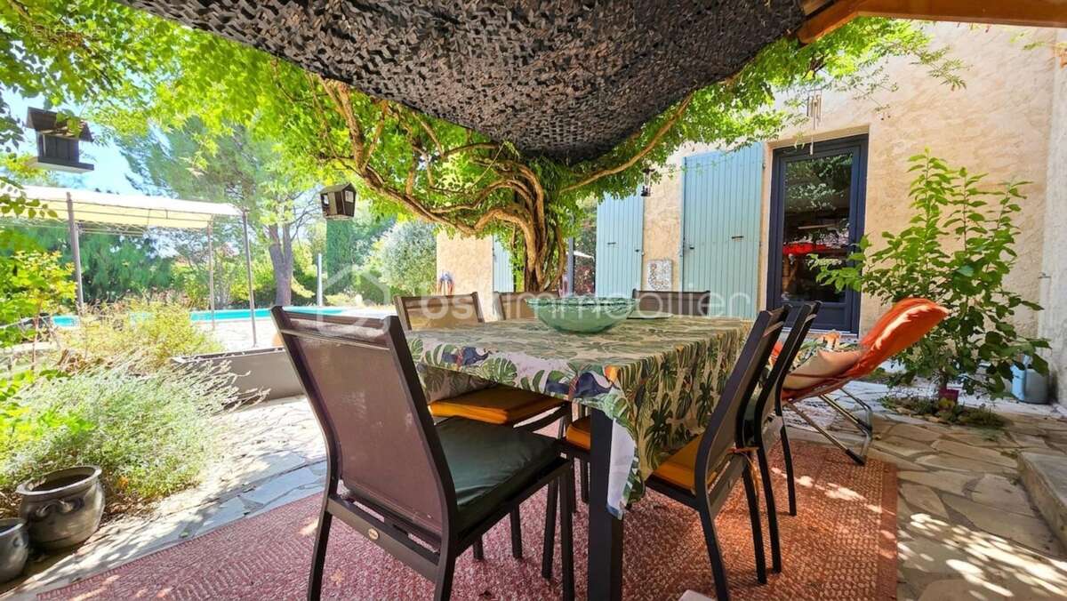 Villa de plain-pied avec piscine - photo 18